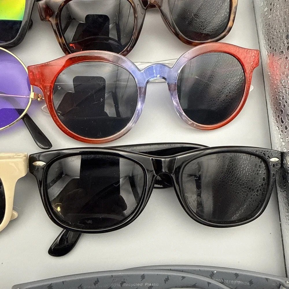 18 Kids Toddler Sunglasses Lot Party Favor Giveaways Prizes- Halloween Costumes